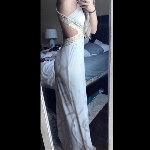 WHITE AND GOLD FORMAL DRESS - Picture 3 of 5